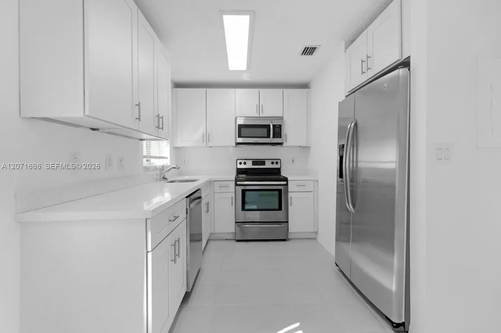 1428 NE 2ND AVE #1 Fort Lauderdale, FL 33304