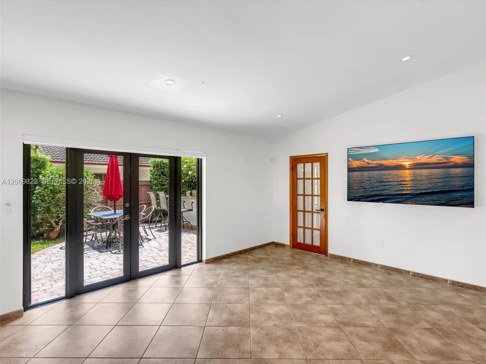 7457 SW 112th Pl Miami, FL 33173