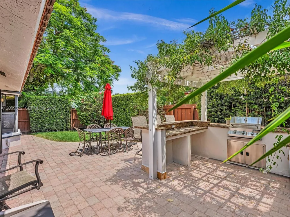7457 SW 112th Pl Miami, FL 33173