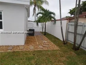 6540 W 11th Ave Hialeah, FL 33012