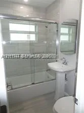 6540 W 11th Ave Hialeah, FL 33012