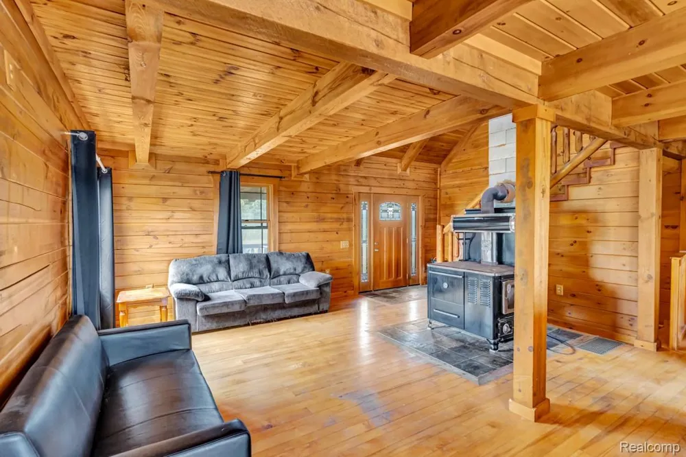 7252 Gosline Road Burnside Township, MI 48416