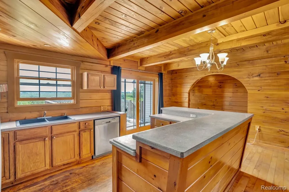7252 Gosline Road Burnside Township, MI 48416