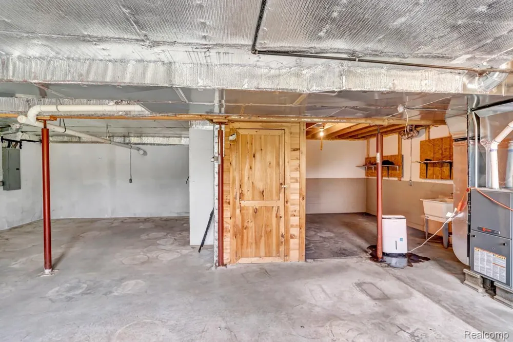 7252 Gosline Road Burnside Township, MI 48416