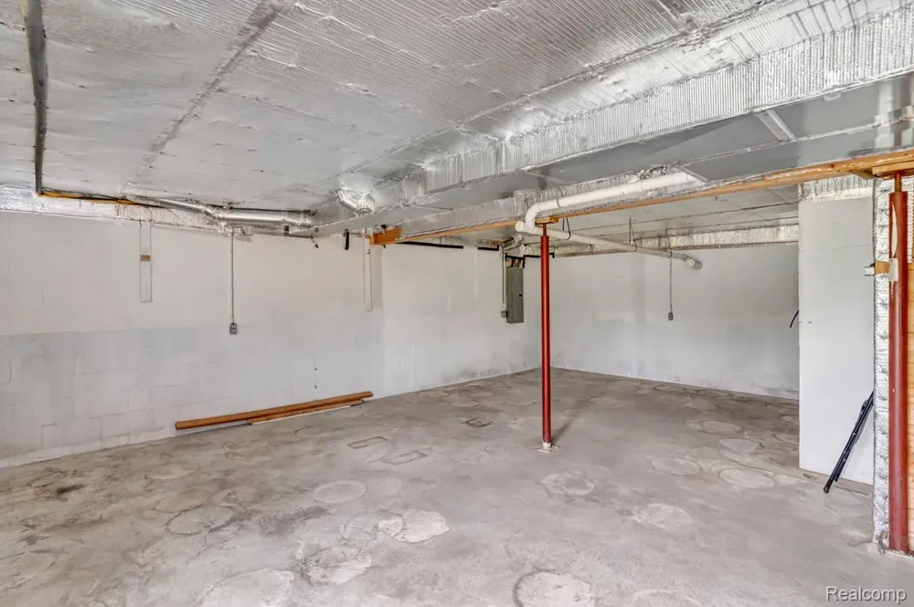 7252 Gosline Road Burnside Township, MI 48416