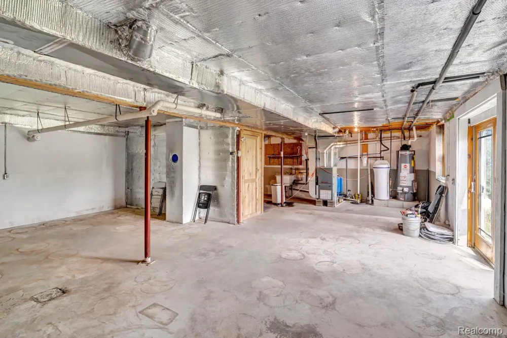 7252 Gosline Road Burnside Township, MI 48416