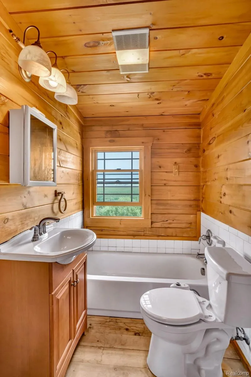 7252 Gosline Road Burnside Township, MI 48416