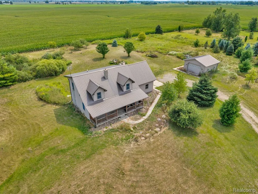 7252 Gosline Road Burnside Township, MI 48416