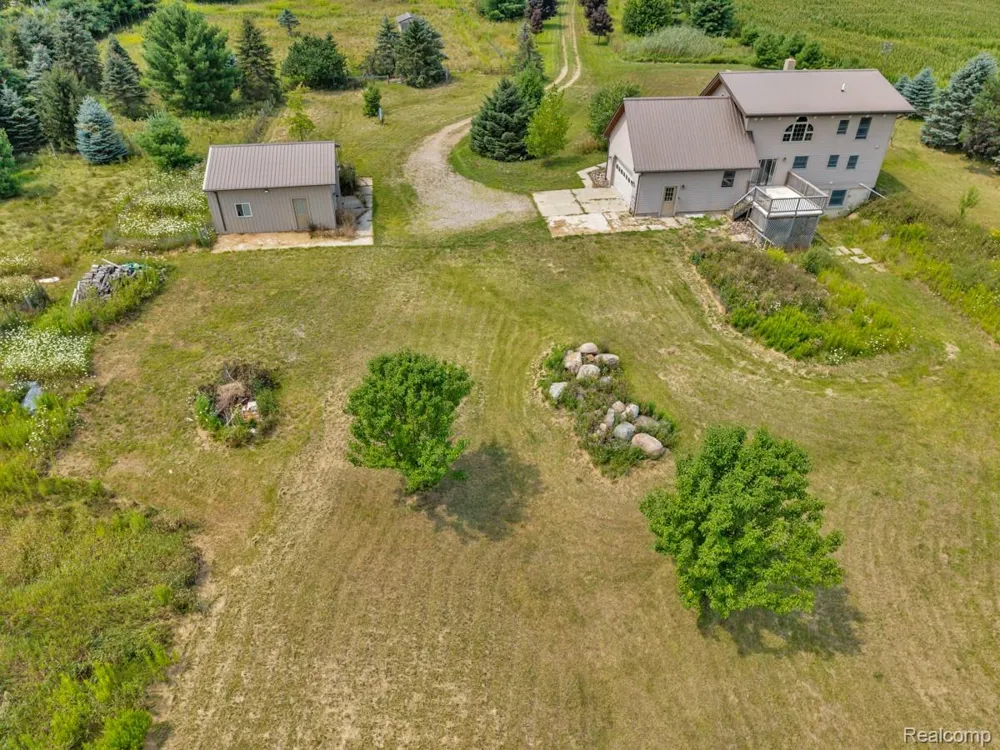 7252 Gosline Road Burnside Township, MI 48416