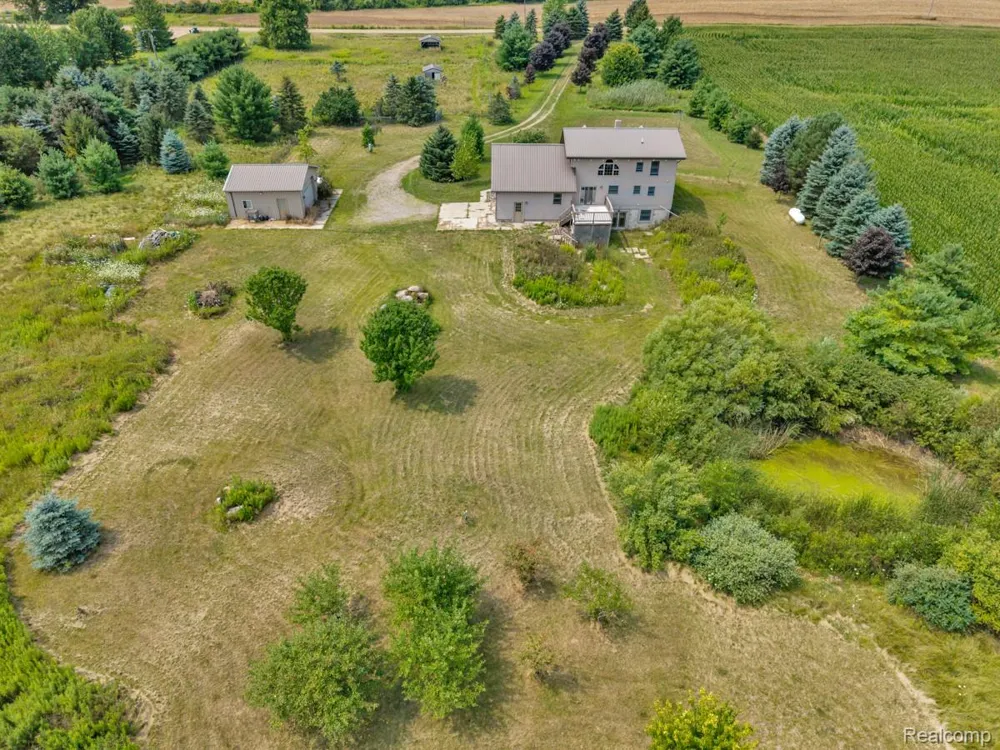 7252 Gosline Road Burnside Township, MI 48416