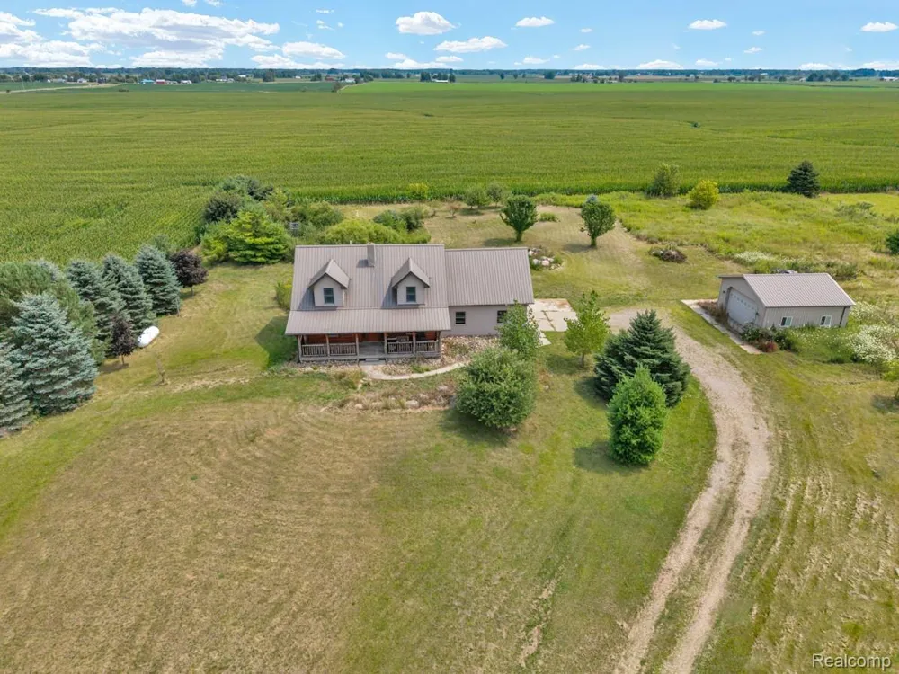 7252 Gosline Road Burnside Township, MI 48416
