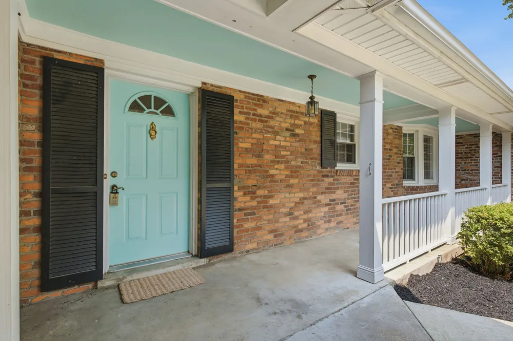 152 Cherokee Rd Hendersonville, TN 37075