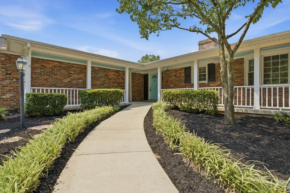 152 Cherokee Rd Hendersonville, TN 37075