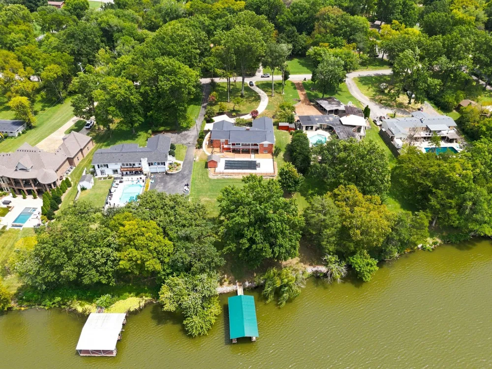 152 Cherokee Rd Hendersonville, TN 37075