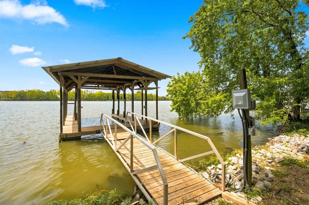 152 Cherokee Rd Hendersonville, TN 37075