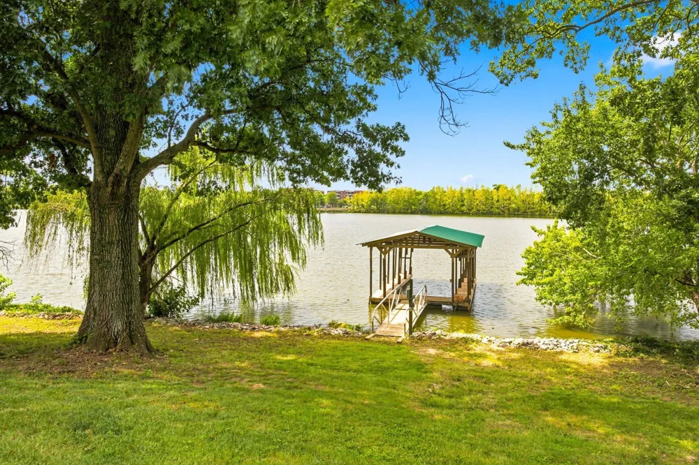 152 Cherokee Rd Hendersonville, TN 37075