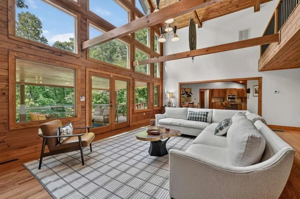 20 Bear Trail Ellijay, GA 30540