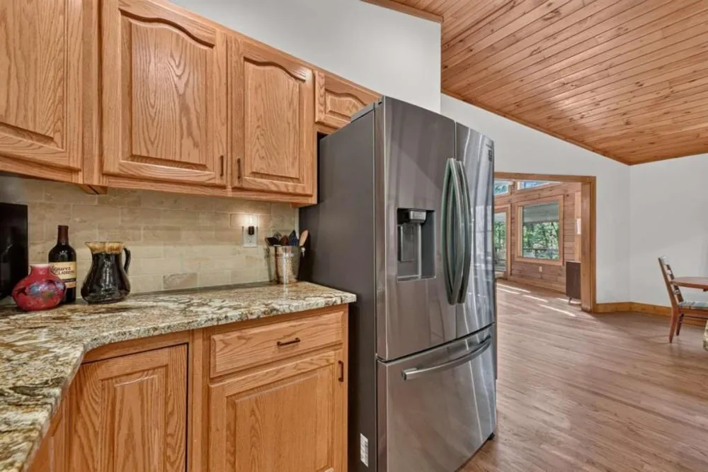 20 Bear Trail Ellijay, GA 30540