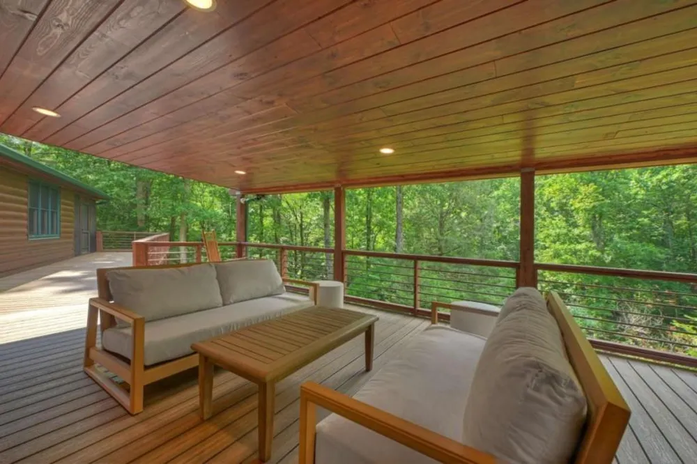 20 Bear Trail Ellijay, GA 30540