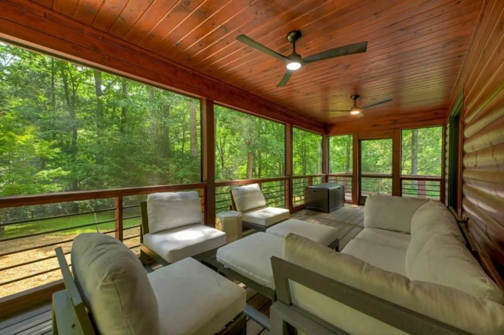 20 Bear Trail Ellijay, GA 30540