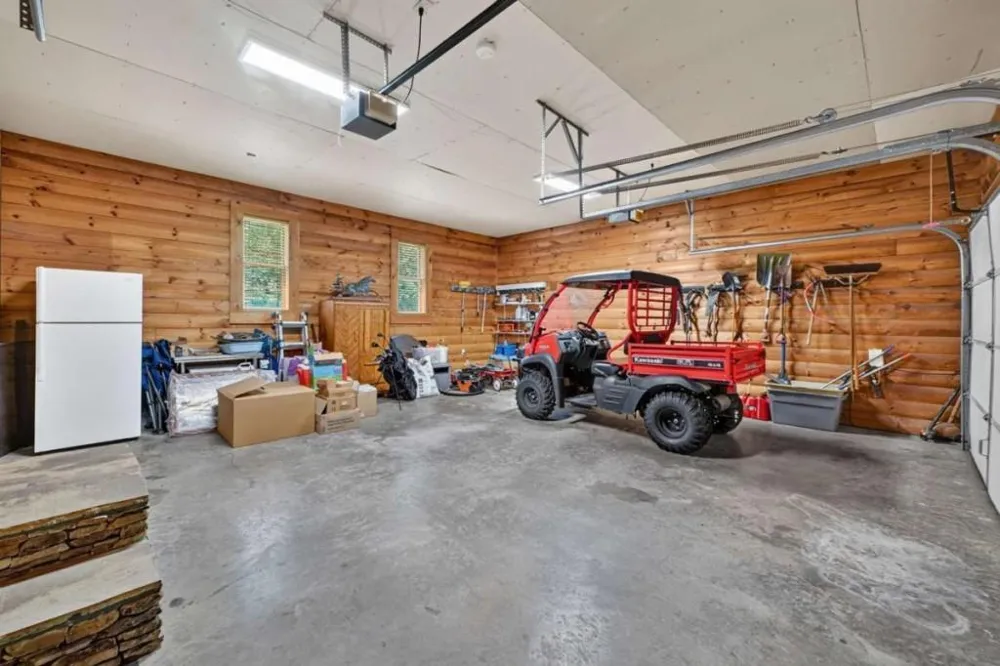 20 Bear Trail Ellijay, GA 30540