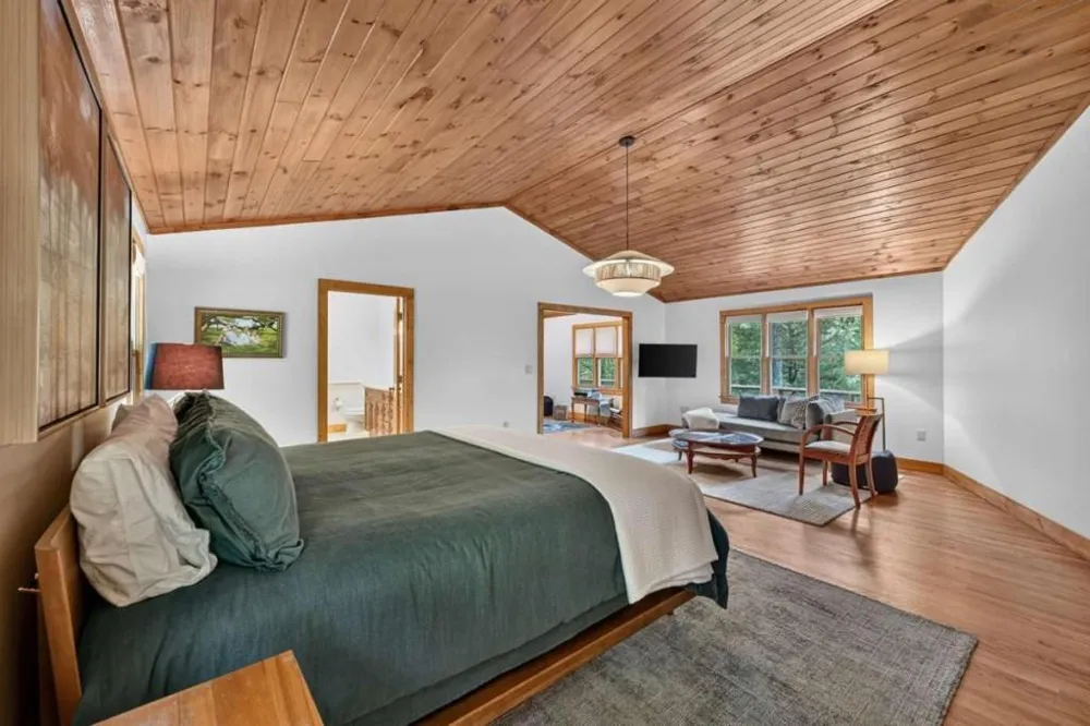 20 Bear Trail Ellijay, GA 30540