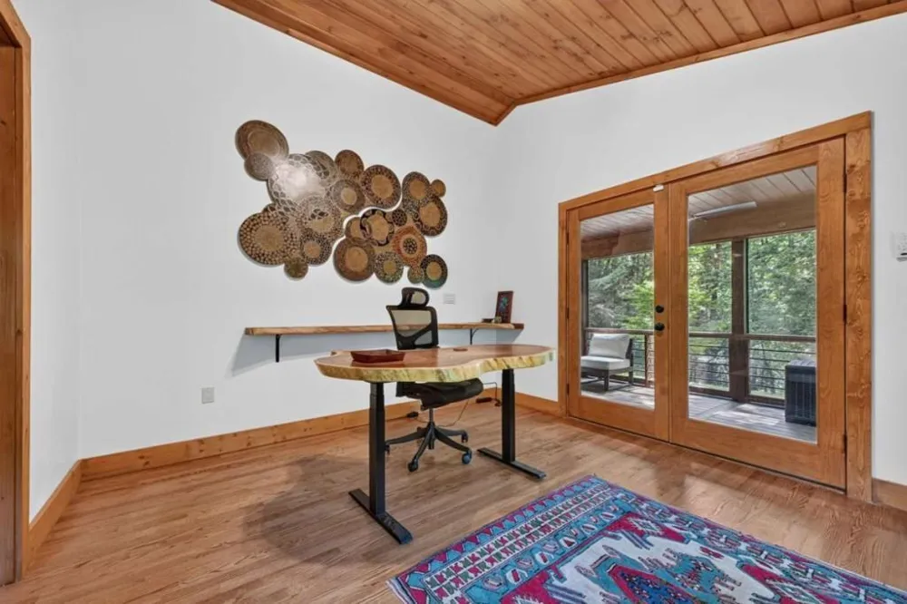 20 Bear Trail Ellijay, GA 30540