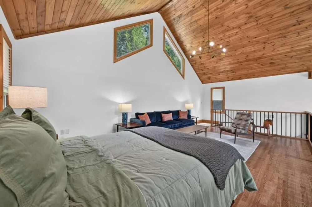 20 Bear Trail Ellijay, GA 30540