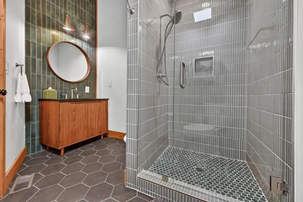 20 Bear Trail Ellijay, GA 30540