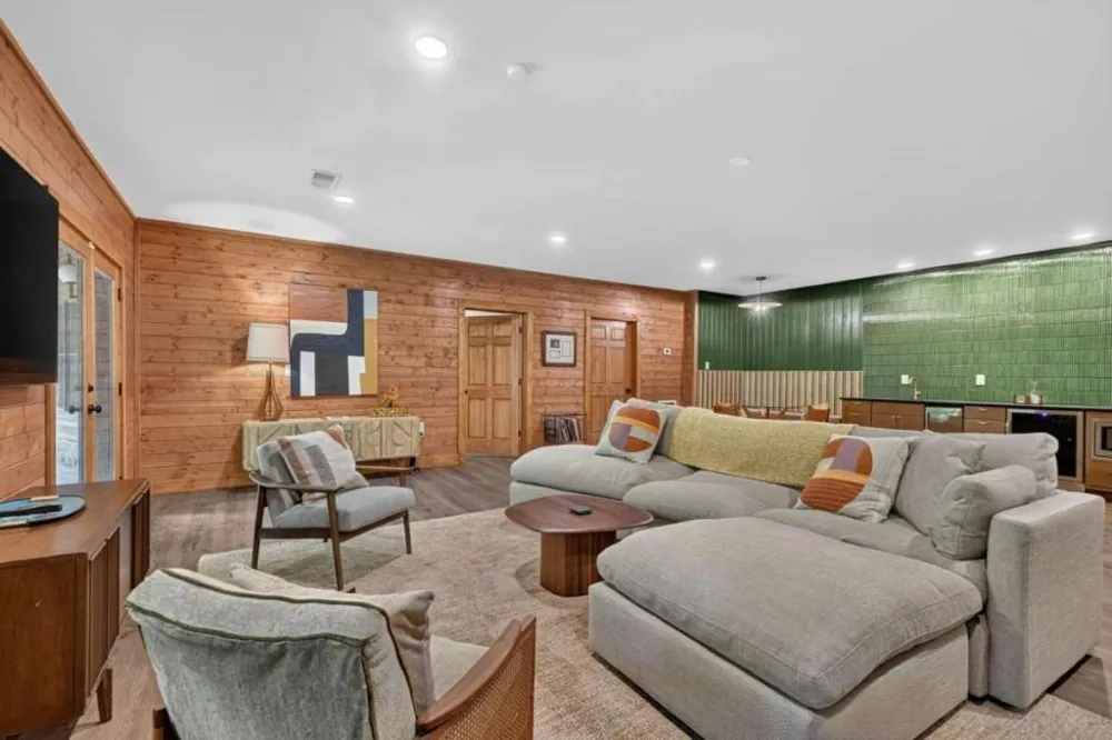 20 Bear Trail Ellijay, GA 30540