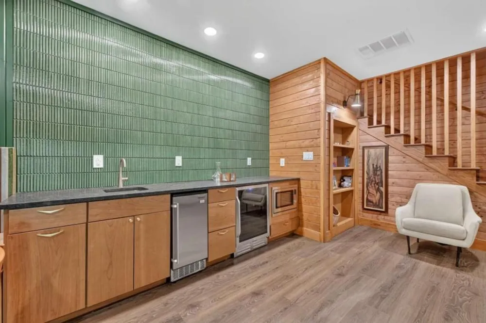 20 Bear Trail Ellijay, GA 30540