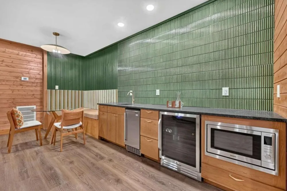 20 Bear Trail Ellijay, GA 30540