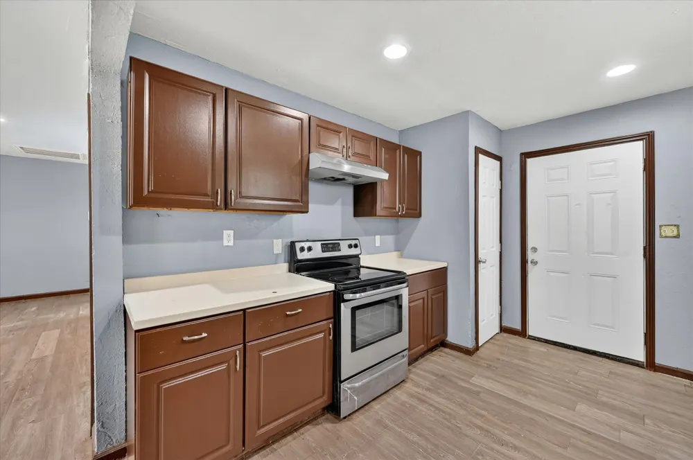 601 Royal Street Cleburne, TX 76031