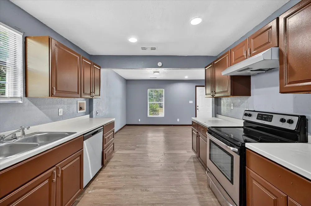601 Royal Street Cleburne, TX 76031