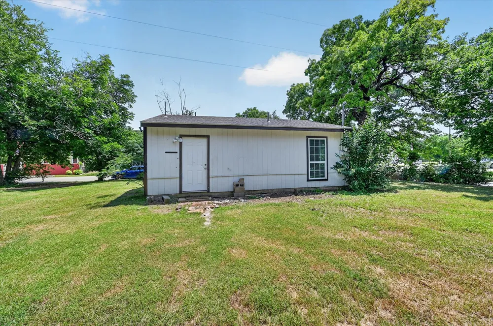 601 Royal Street Cleburne, TX 76031