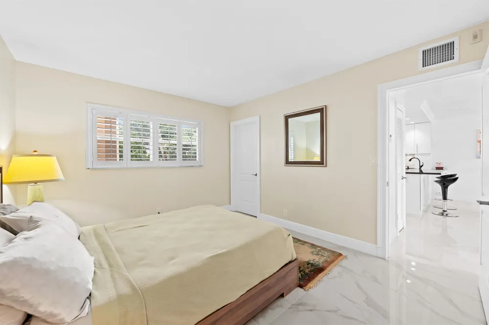 400 FEDERAL Highway #315 Deerfield Beach, FL 33441