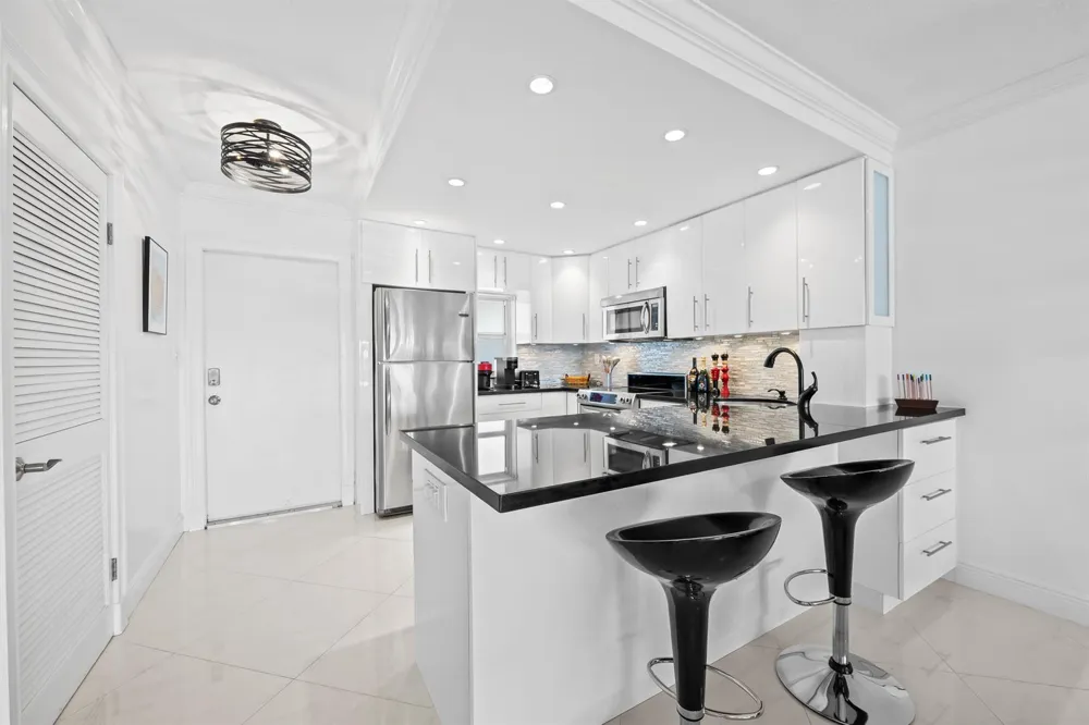 400 FEDERAL Highway #315 Deerfield Beach, FL 33441
