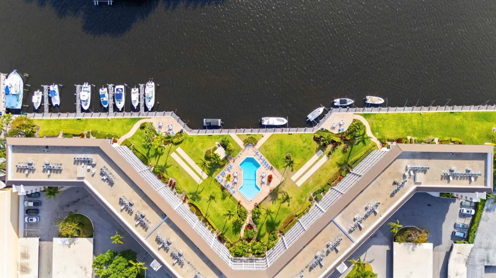 400 FEDERAL Highway #315 Deerfield Beach, FL 33441