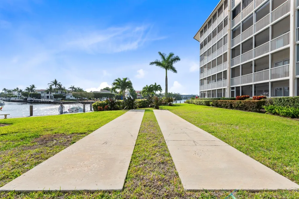 400 FEDERAL Highway #315 Deerfield Beach, FL 33441