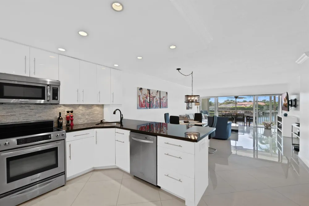 400 FEDERAL Highway #315 Deerfield Beach, FL 33441