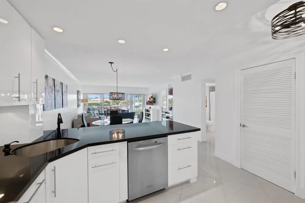 400 FEDERAL Highway #315 Deerfield Beach, FL 33441