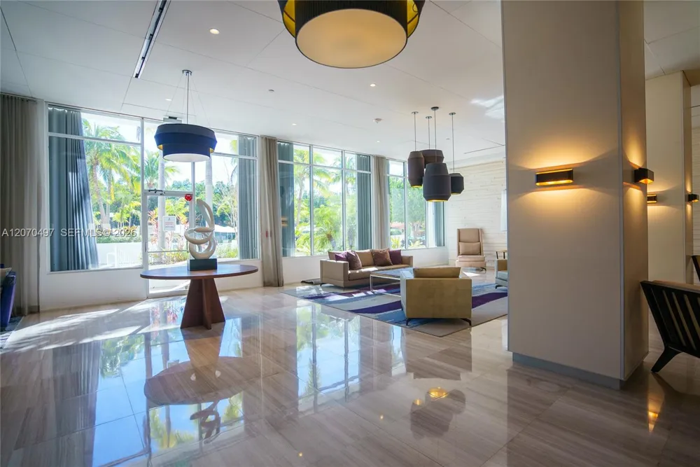 100 Bayview Dr #1626 Sunny Isles Beach, FL 33160
