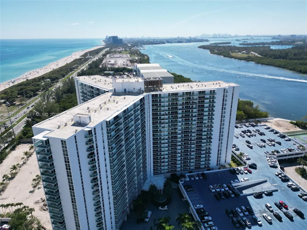 100 Bayview Dr #1626 Sunny Isles Beach, FL 33160