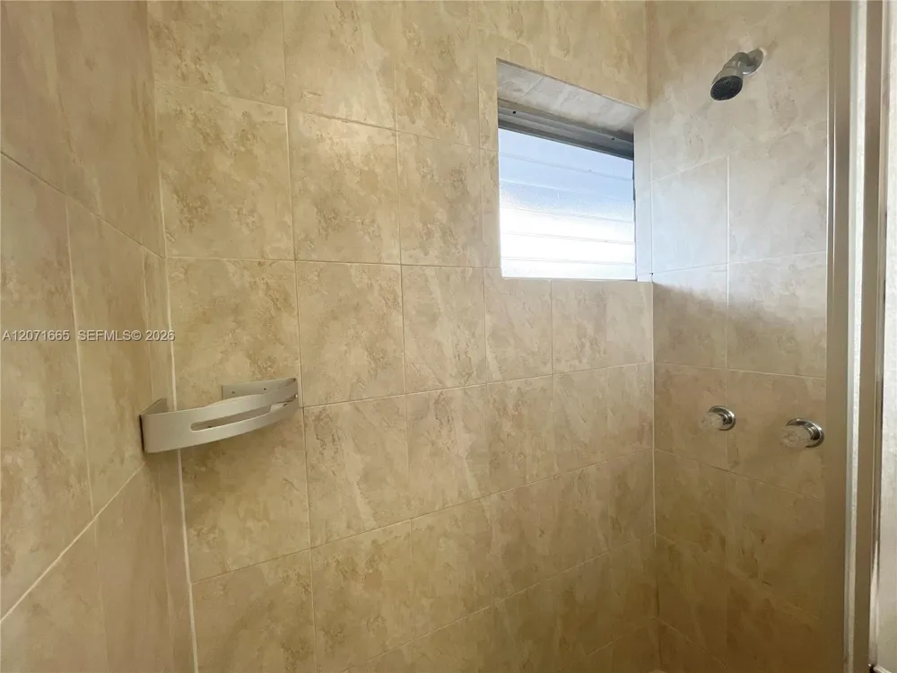 3054 NW 18TH ST #2 Miami, FL 33125