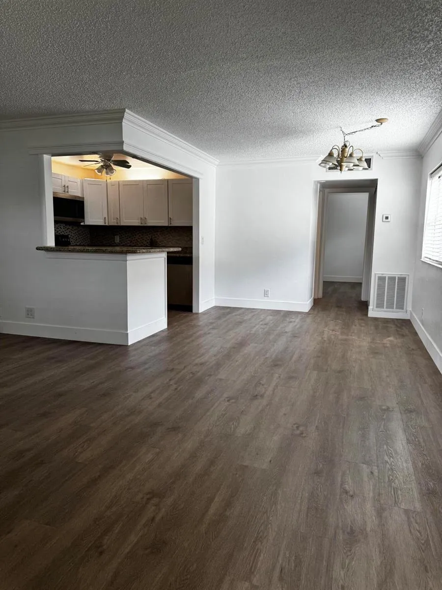 103 SAXONY C Delray Beach, FL 33446