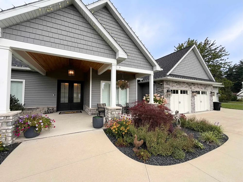 1860 S Beyer Road Blumfield Township, MI 48601