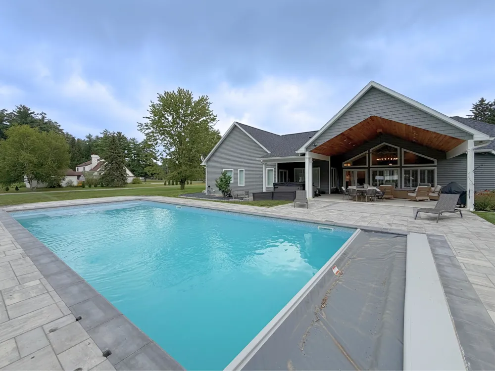 1860 S Beyer Road Blumfield Township, MI 48601