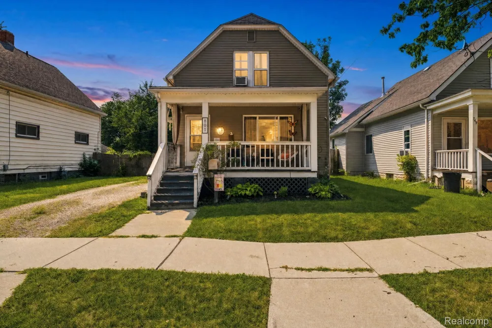 801 16th Street Port Huron City, MI 48060