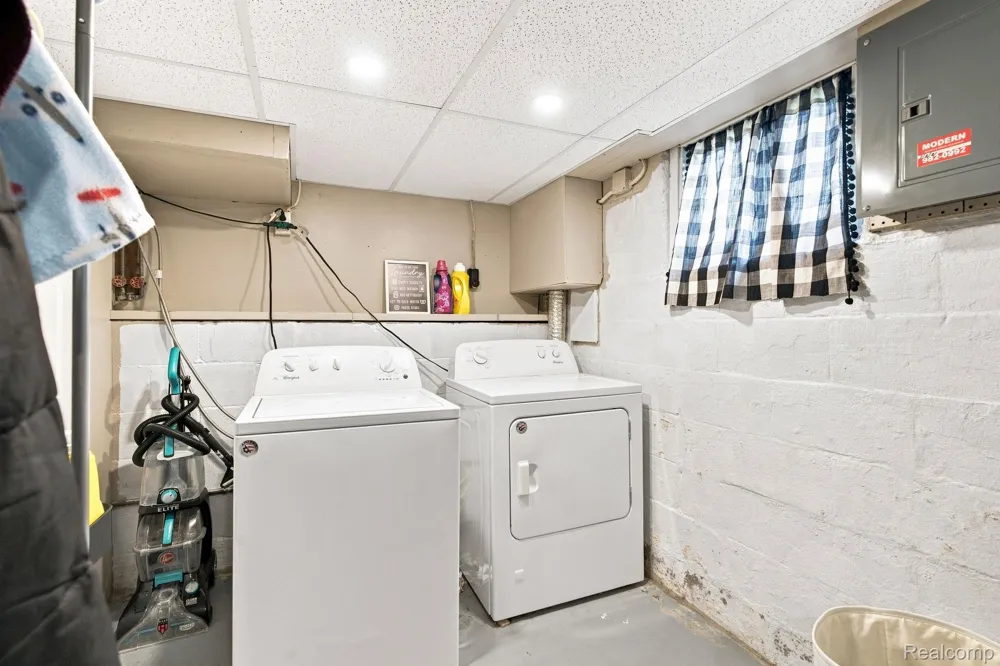 801 16th Street Port Huron City, MI 48060