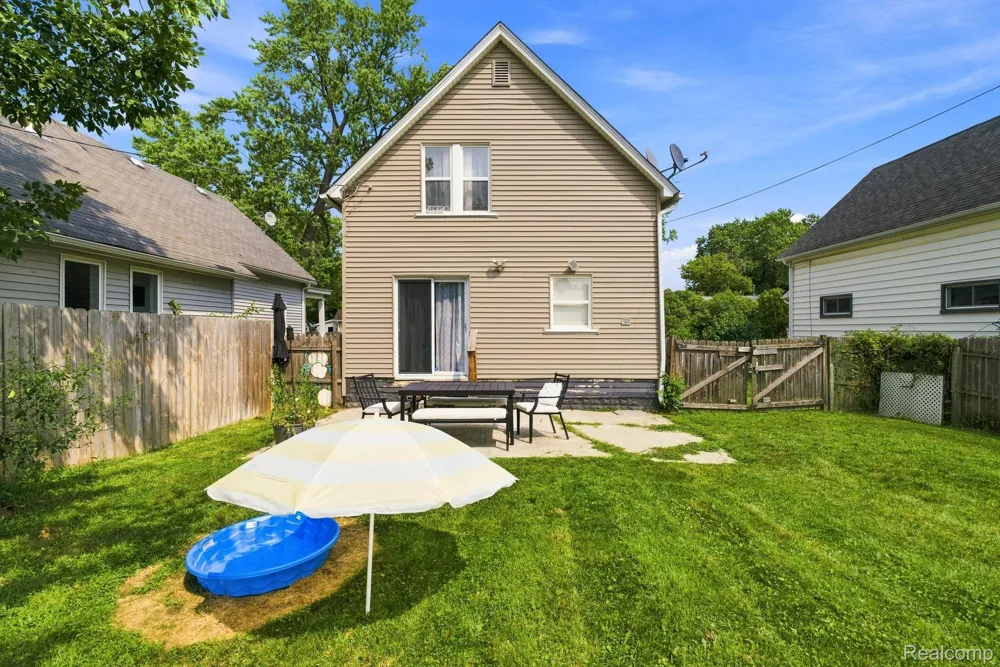 801 16th Street Port Huron City, MI 48060